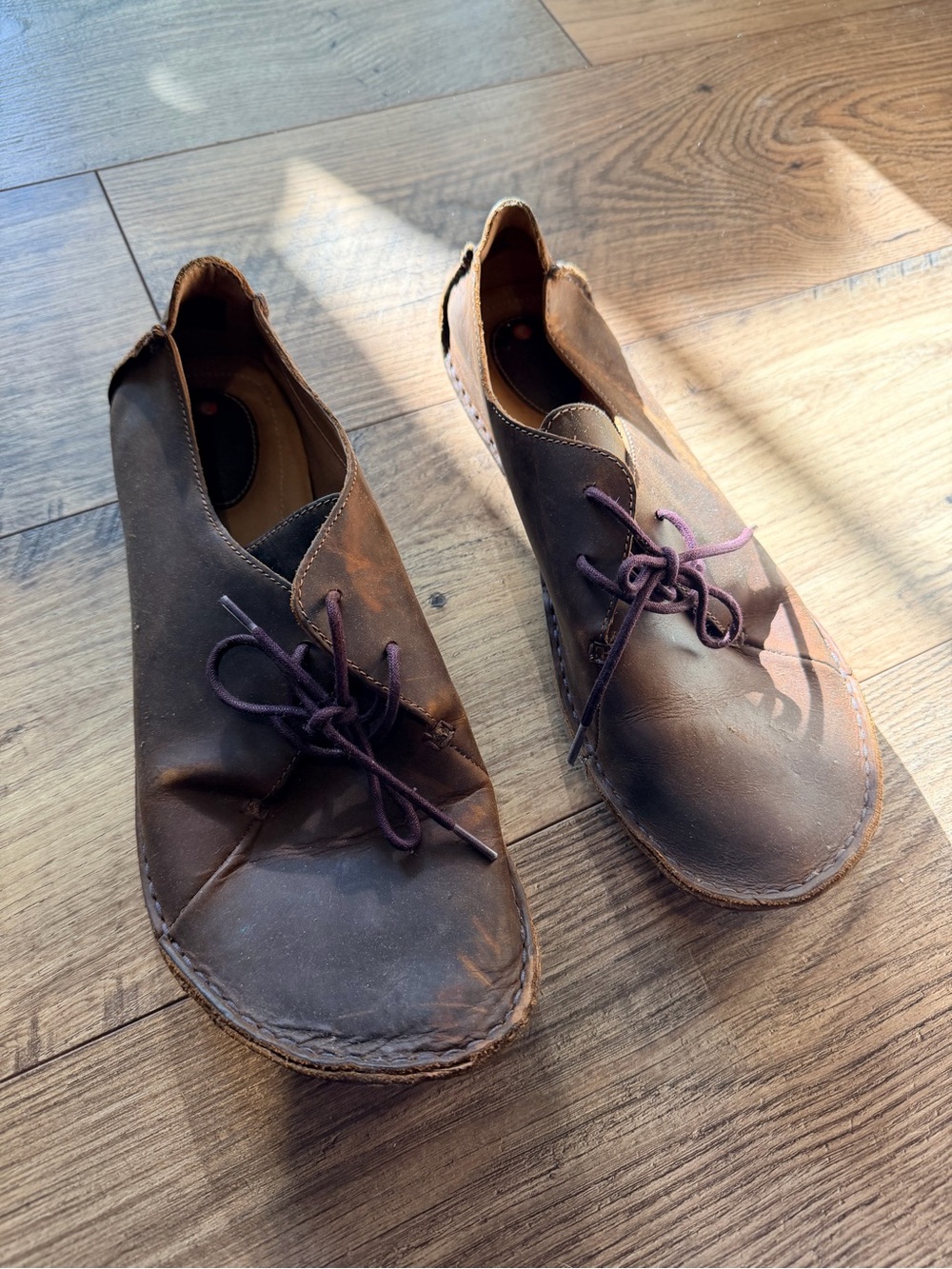Clarks Brown Leather Chukka Boots with Dark Plum Laces